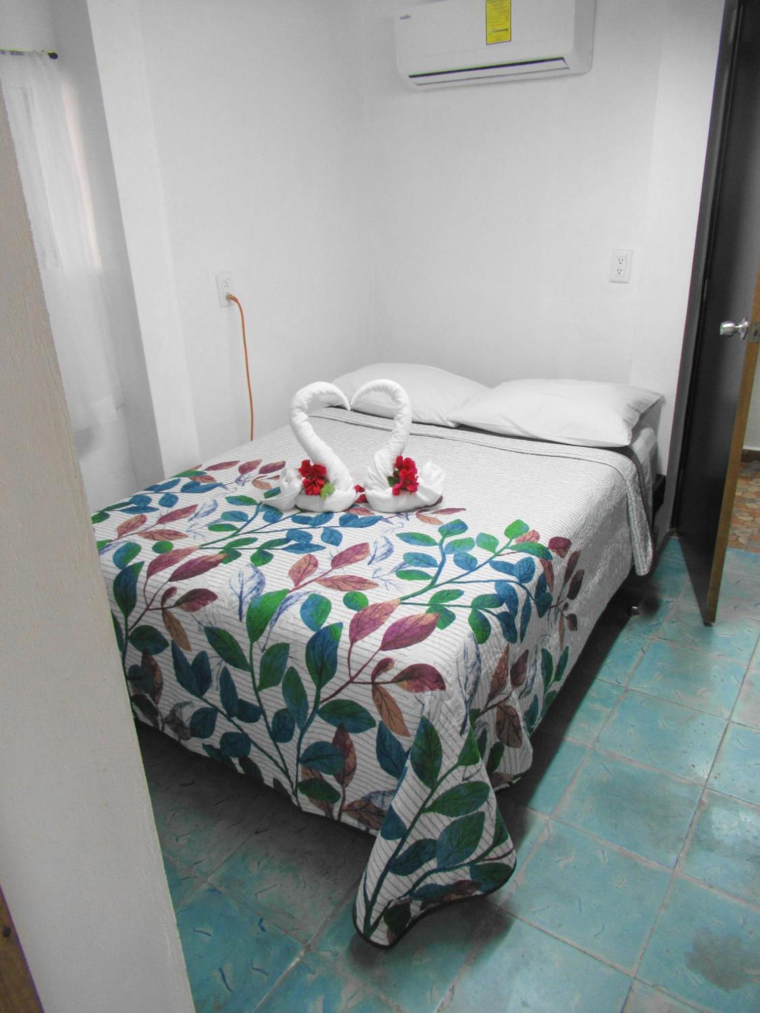 Cocos Apartment Канкун Екстериор снимка