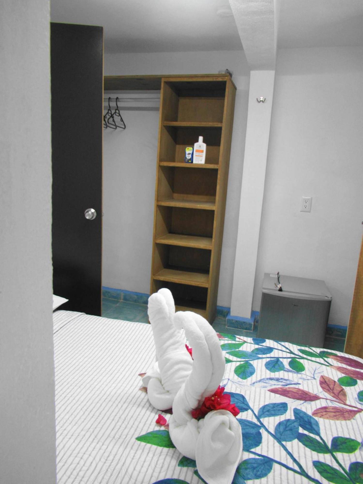 Cocos Apartment Канкун Екстериор снимка